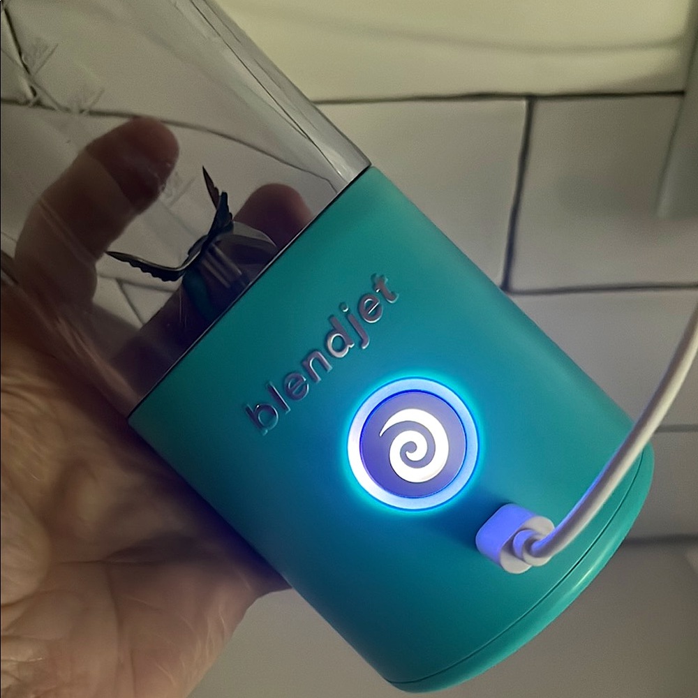 BlendJet Portable Blender in Teal